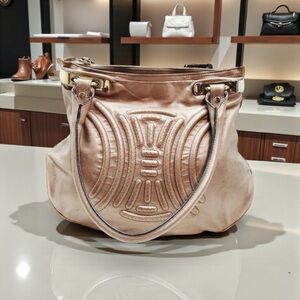 💥Celine💥 Leather Triomphe Vintage Metallic Gold Shoulder Bag, Gold Hardware